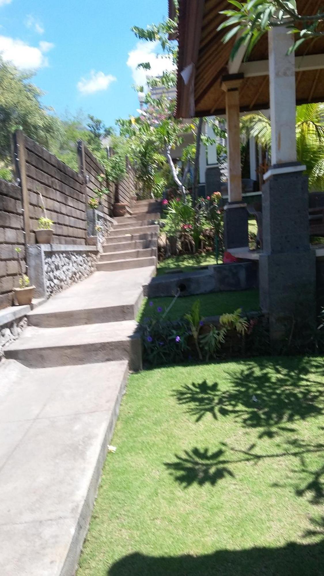Barong Cafe Bungalow And Restaurant Amed  Room photo